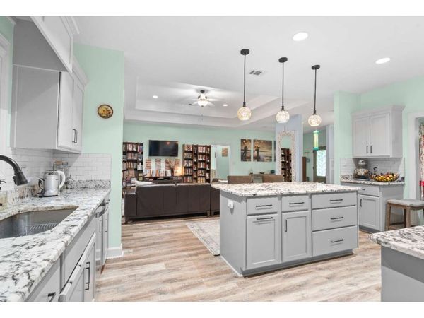 218 NE OAKWOOD WAY, Pinetta, FL 32350