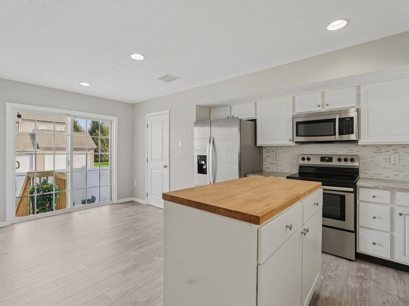 5568 Crystal Falls Street , Unit 66, Dublin, OH 43016 Photo 8