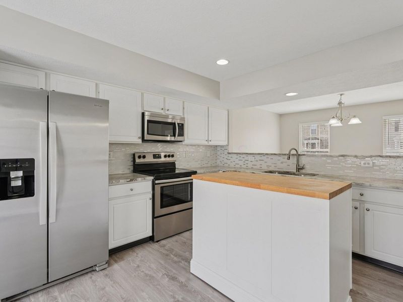 5568 Crystal Falls Street , Unit 66, Dublin, OH 43016 Photo 9