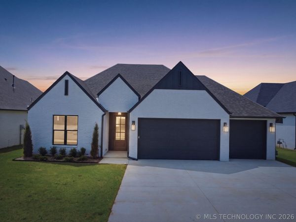 2114 E 138th Street S, Bixby, OK 74008