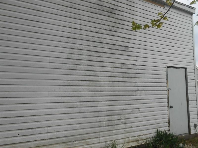 2055 Parkhill Drive, Dayton, OH 45406 Photo 10