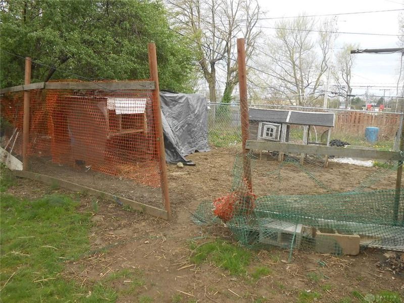 2055 Parkhill Drive, Dayton, OH 45406 Photo 11