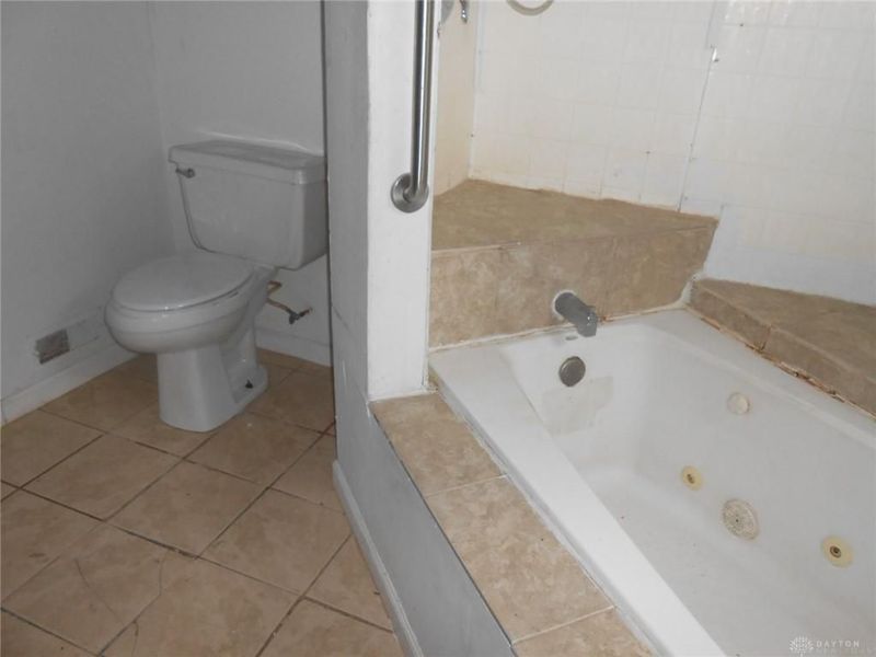 2055 Parkhill Drive, Dayton, OH 45406 Photo 29