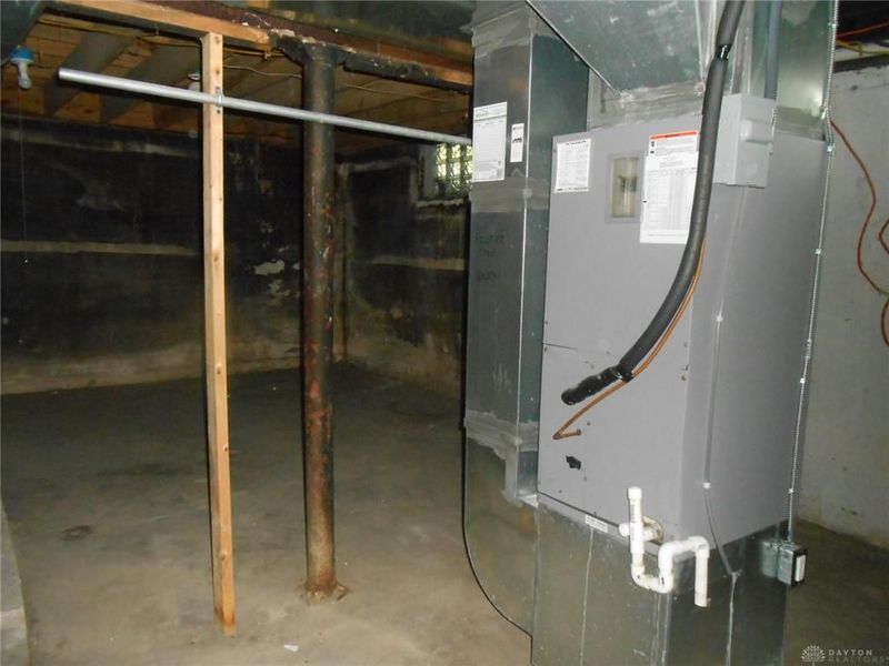 2055 Parkhill Drive, Dayton, OH 45406 Photo 33