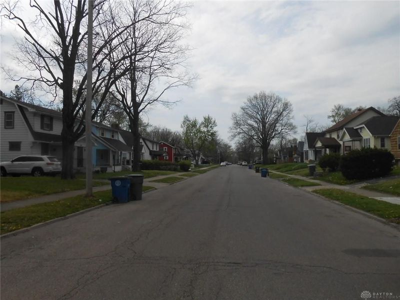 2055 Parkhill Drive, Dayton, OH 45406 Photo 4