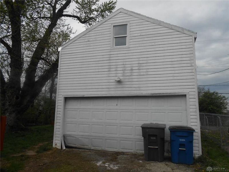 2055 Parkhill Drive, Dayton, OH 45406 Photo 7