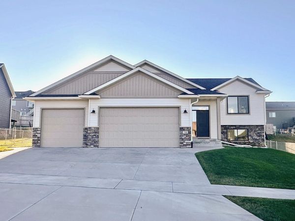 744 Towne Drive NE, Byron, MN 55920