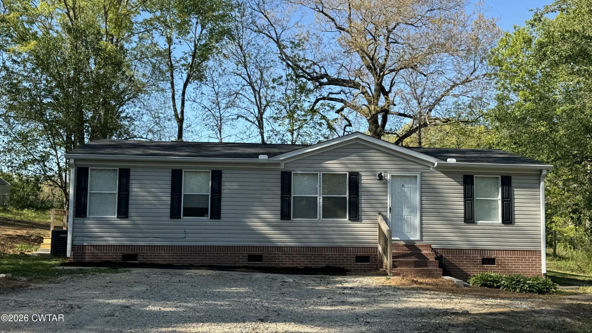 25 Lone Oak Drive, Jackson, TN 38305 Main Photo