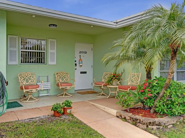 201 Bayview Avenue, Unit D, Boynton Beach, FL 33435