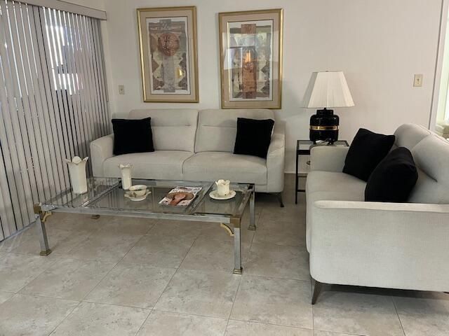 27 Capri, Unit A, Delray Beach, FL 33484 Photo