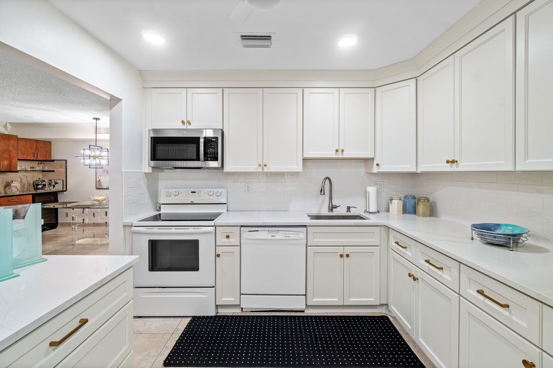 27 Capri, Unit A, Delray Beach, FL 33484 Photo