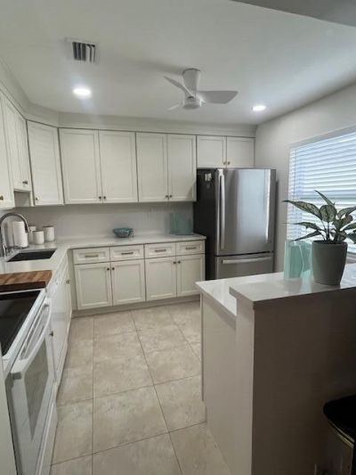 27 Capri, Unit A, Delray Beach, FL 33484 Photo