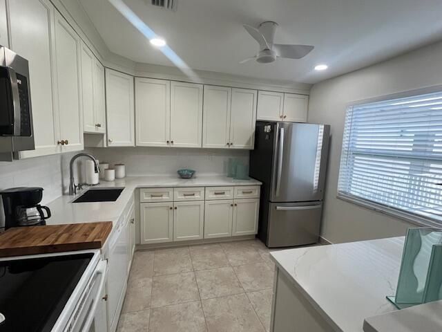 27 Capri, Unit A, Delray Beach, FL 33484 Photo