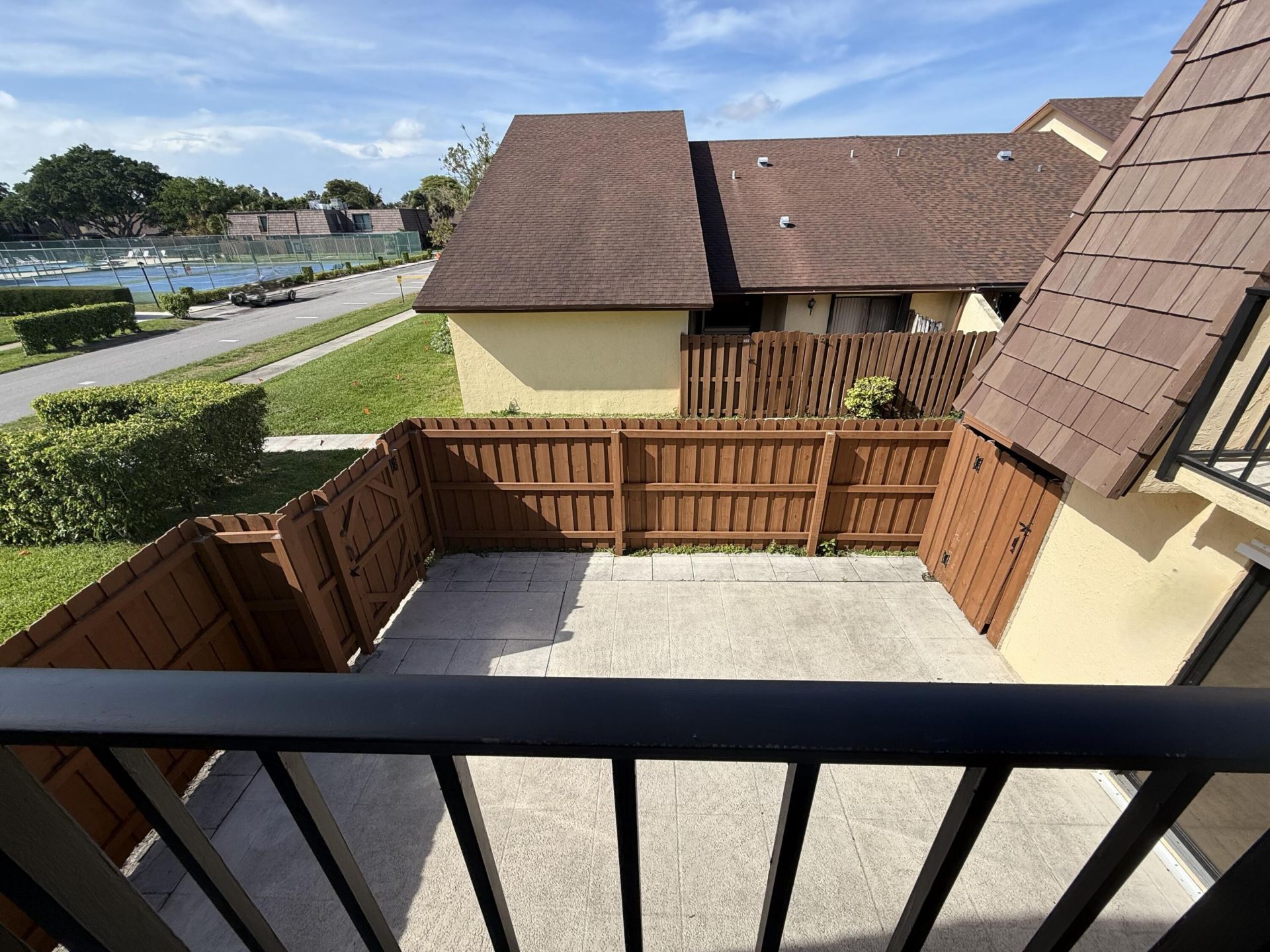 521 Springdale Circle, Palm Springs, FL 33461 Photo