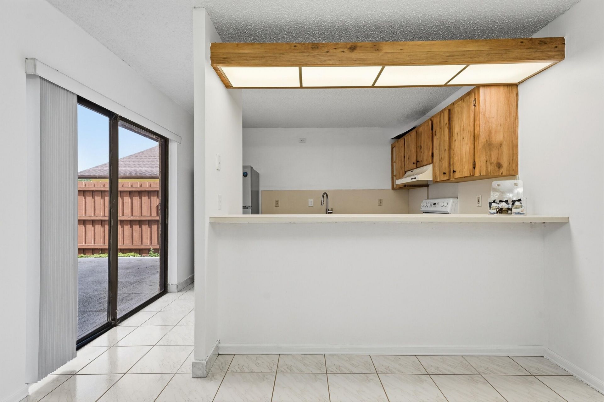 521 Springdale Circle, Palm Springs, FL 33461 Photo