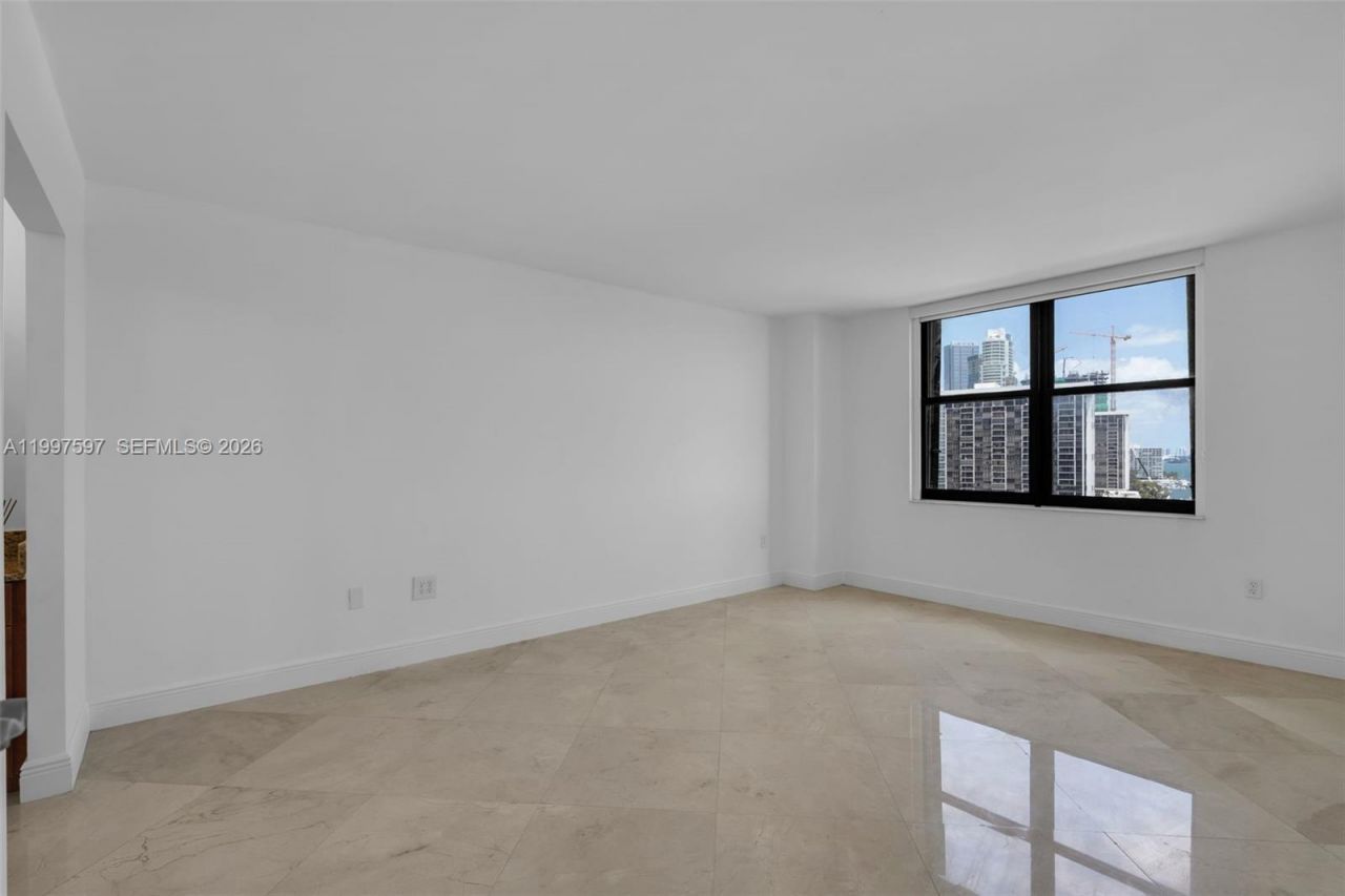 2333 Brickell Ave, Unit 1109, Miami, FL 33129 Photo