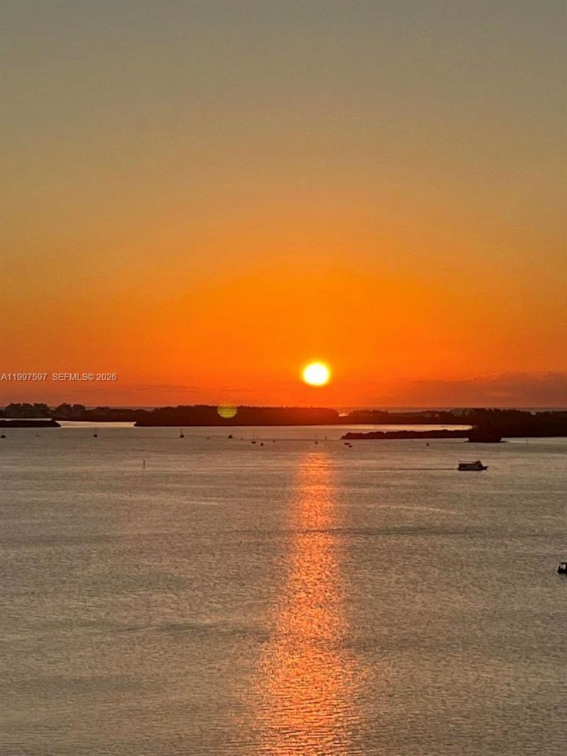 2333 Brickell Ave, Unit 1109, Miami, FL 33129 Photo