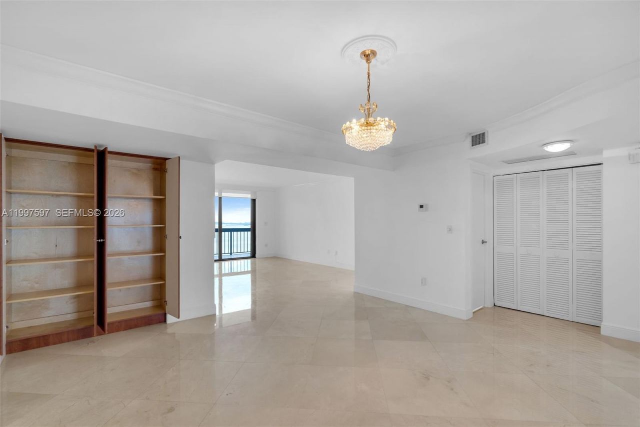 2333 Brickell Ave, Unit 1109, Miami, FL 33129 Photo