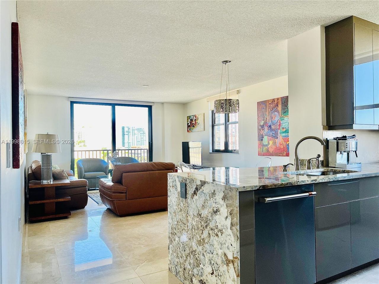 651 Okeechobee Blvd, Unit 811, West Palm Beach, FL 33401 Photo