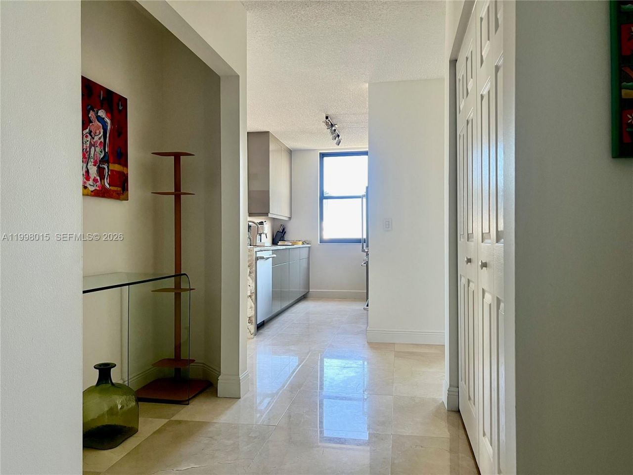 651 Okeechobee Blvd, Unit 811, West Palm Beach, FL 33401 Photo