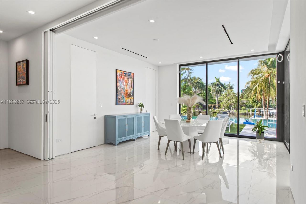 922 NE 78th St, Miami, FL 33138 Photo