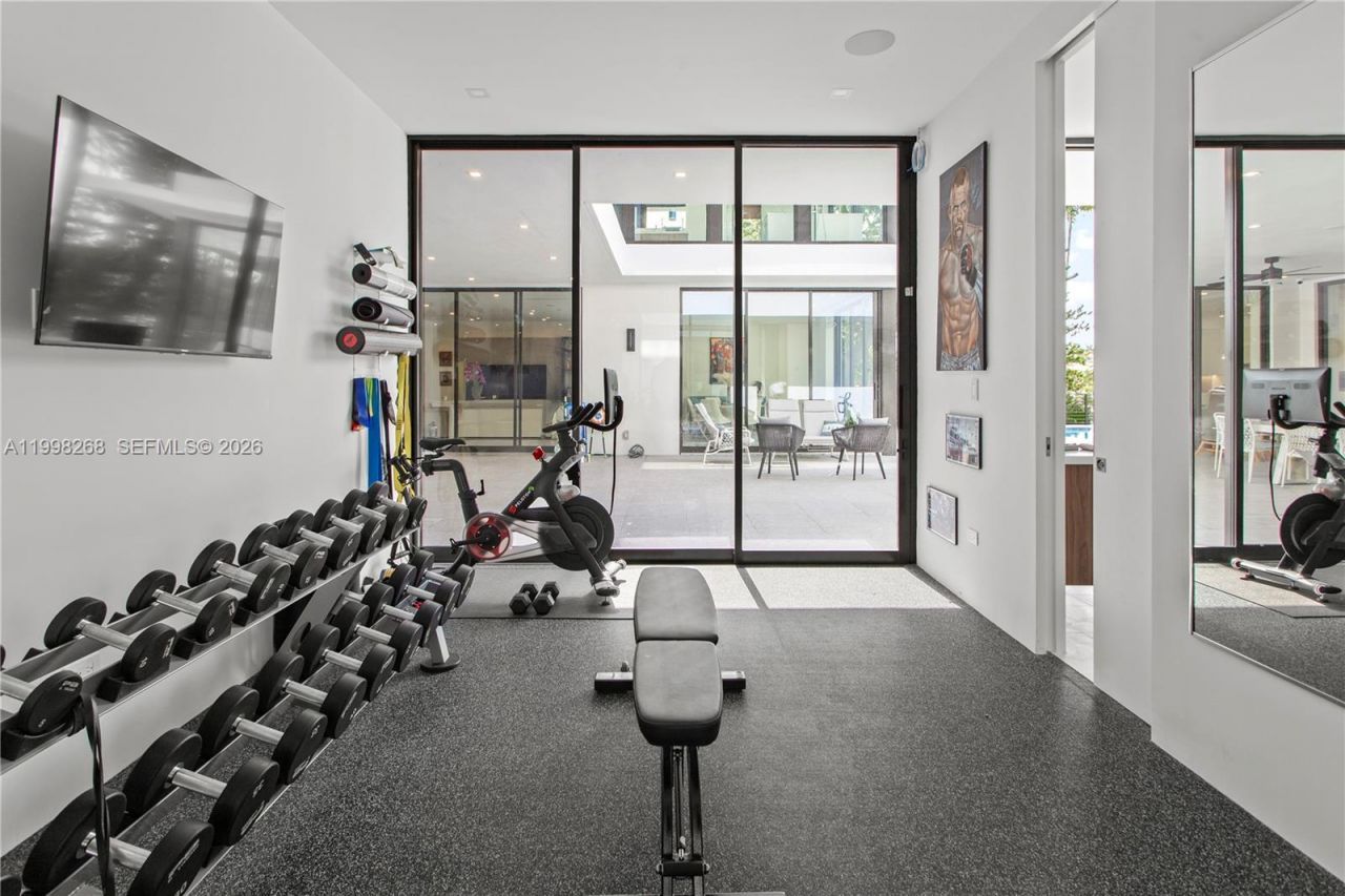 922 NE 78th St, Miami, FL 33138 Photo