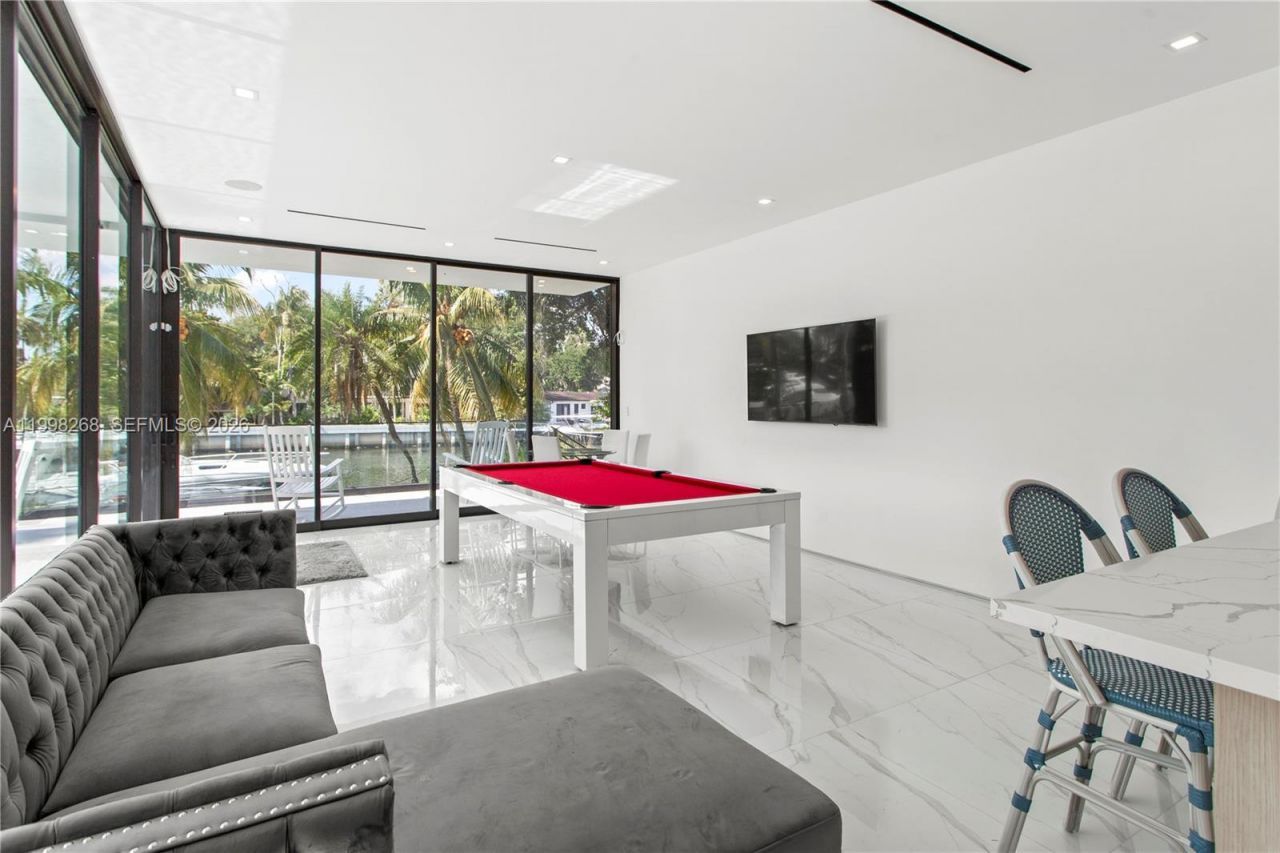 922 NE 78th St, Miami, FL 33138 Photo