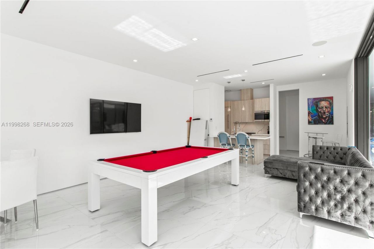 922 NE 78th St, Miami, FL 33138 Photo