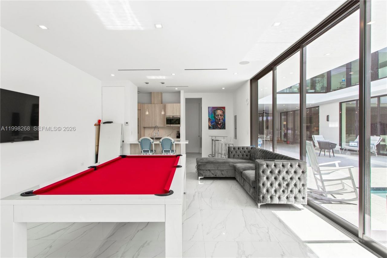 922 NE 78th St, Miami, FL 33138 Photo