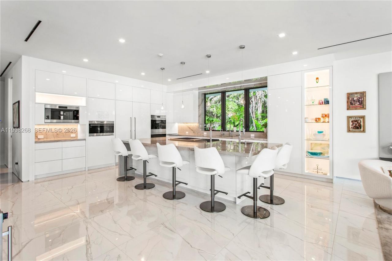 922 NE 78th St, Miami, FL 33138 Photo