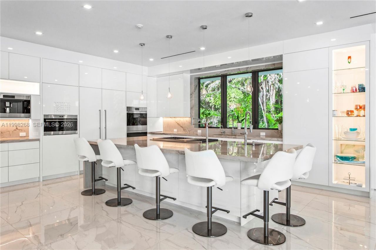 922 NE 78th St, Miami, FL 33138 Photo