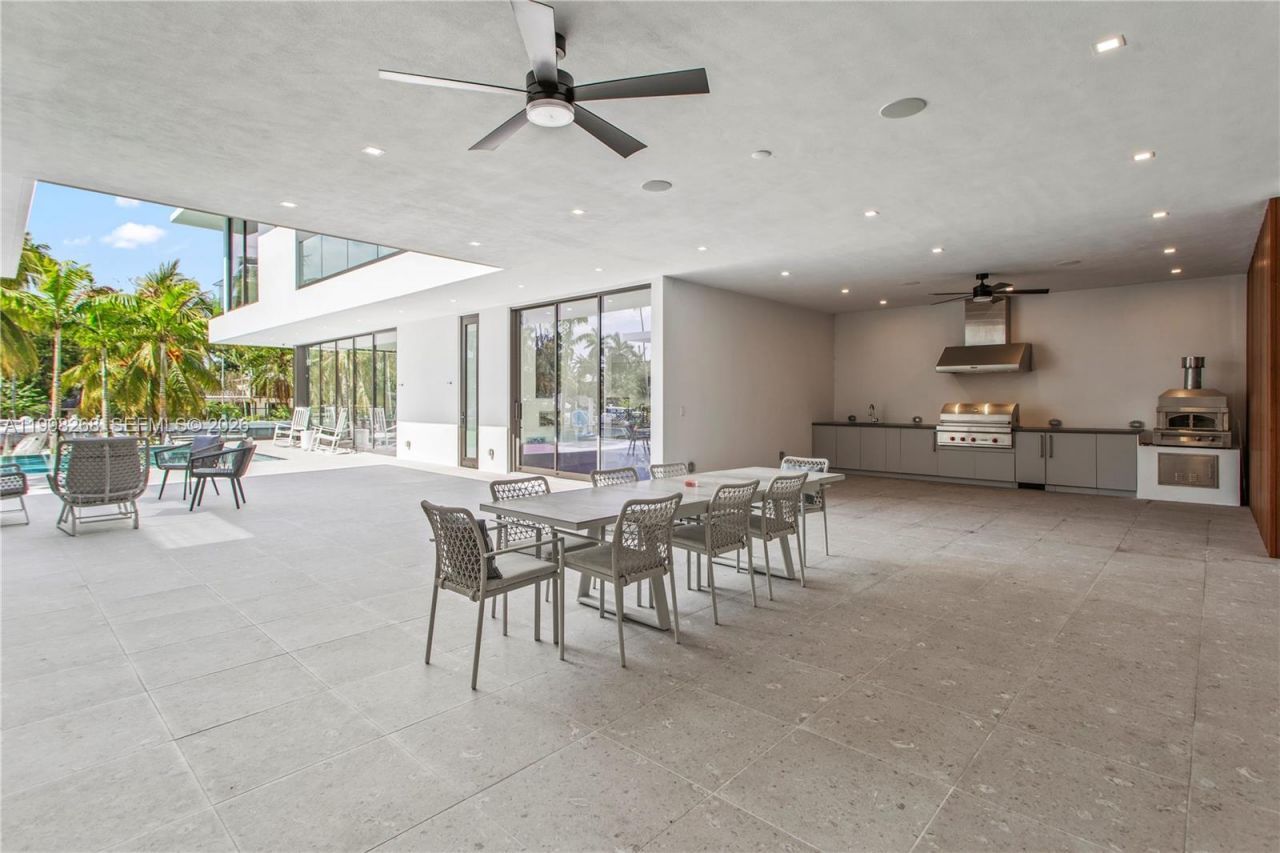 922 NE 78th St, Miami, FL 33138 Photo