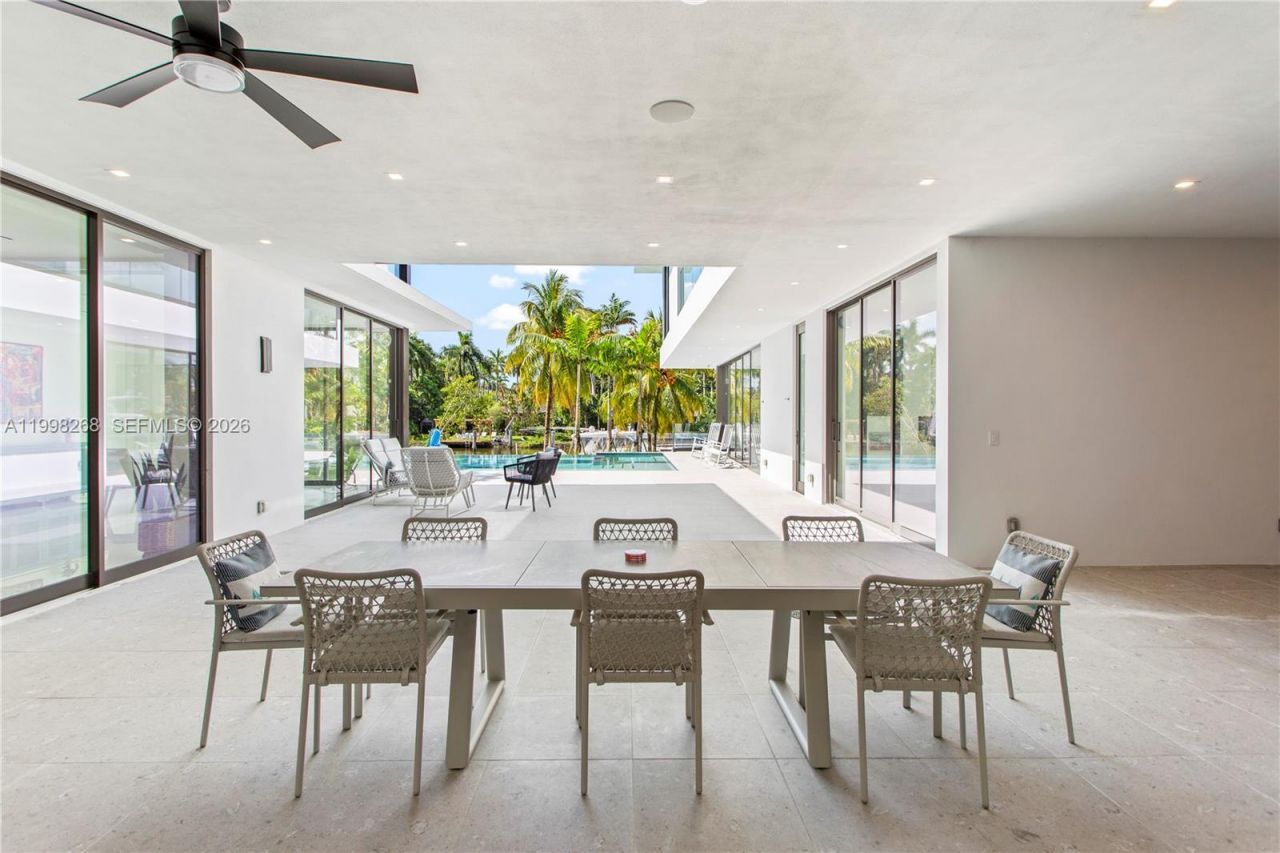 922 NE 78th St, Miami, FL 33138 Photo