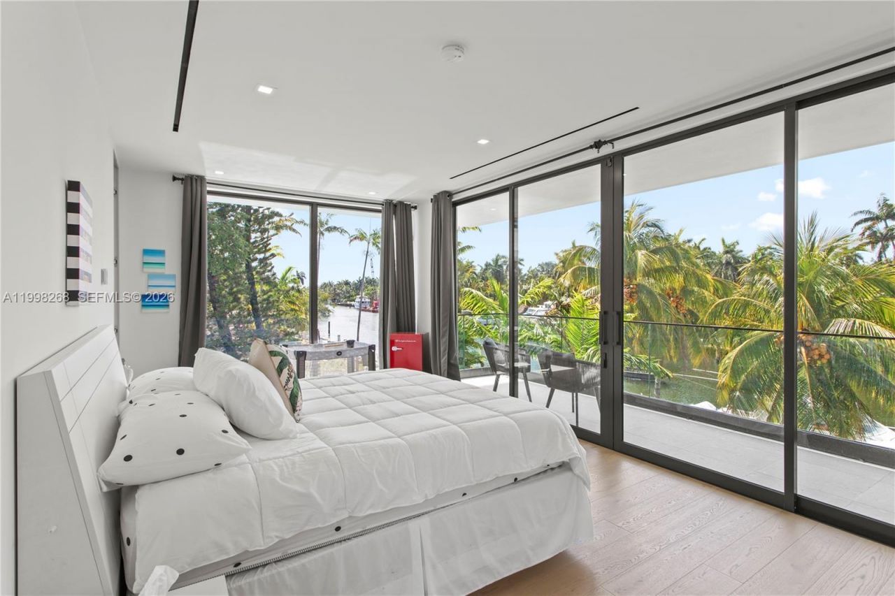 922 NE 78th St, Miami, FL 33138 Photo