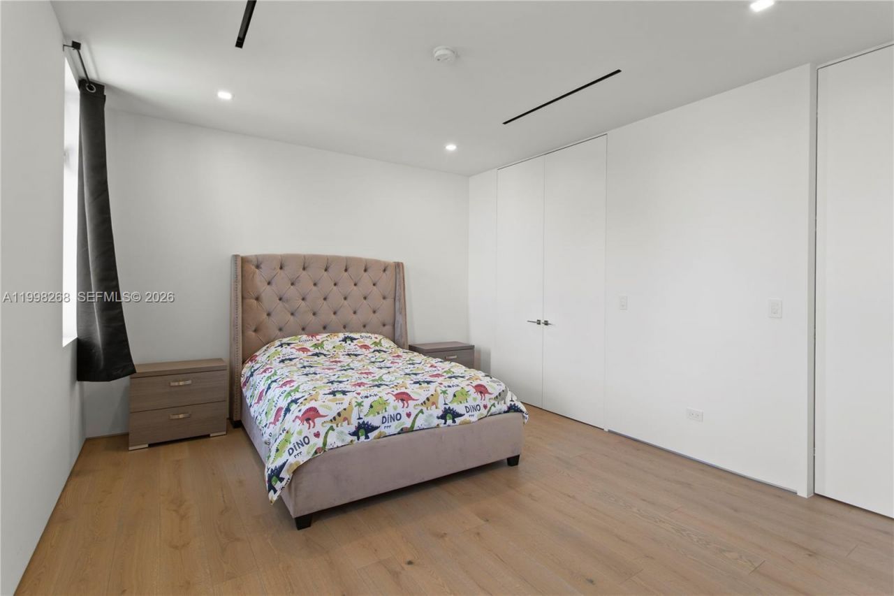 922 NE 78th St, Miami, FL 33138 Photo