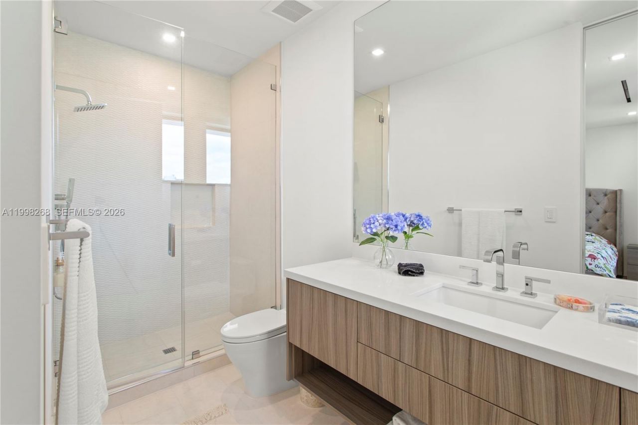 922 NE 78th St, Miami, FL 33138 Photo