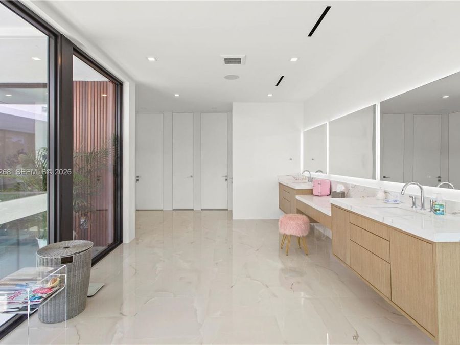 Property Image 78