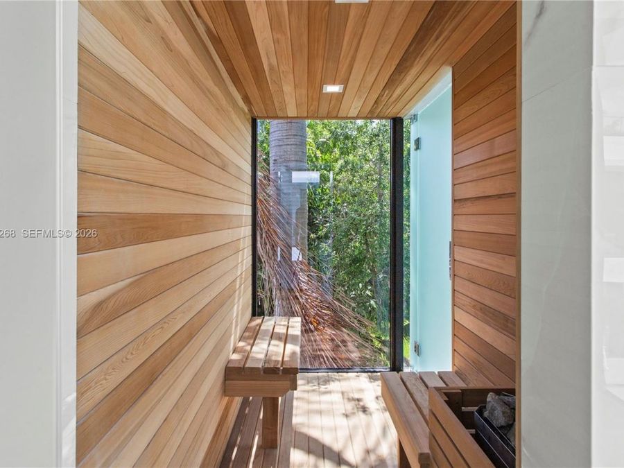 Property Image 79
