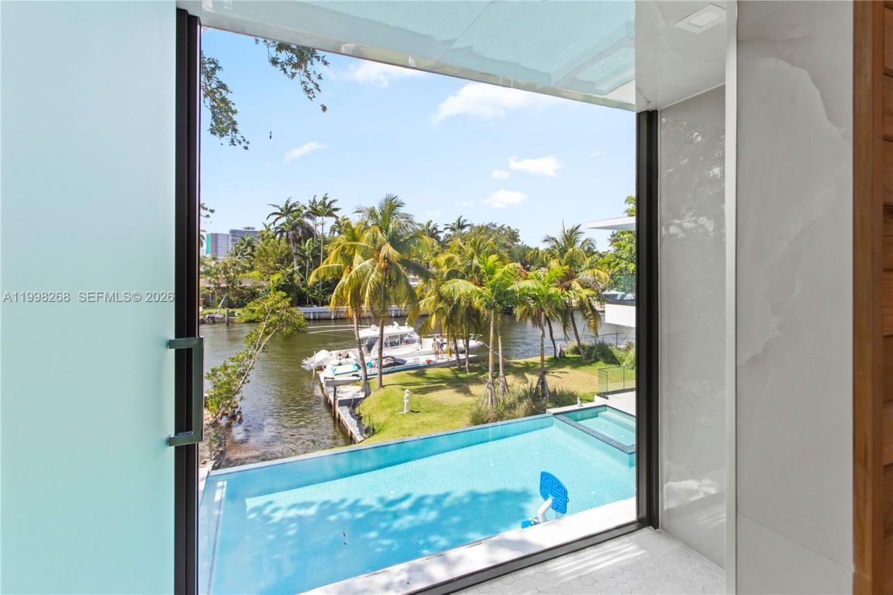 922 NE 78th St, Miami, FL 33138 Photo