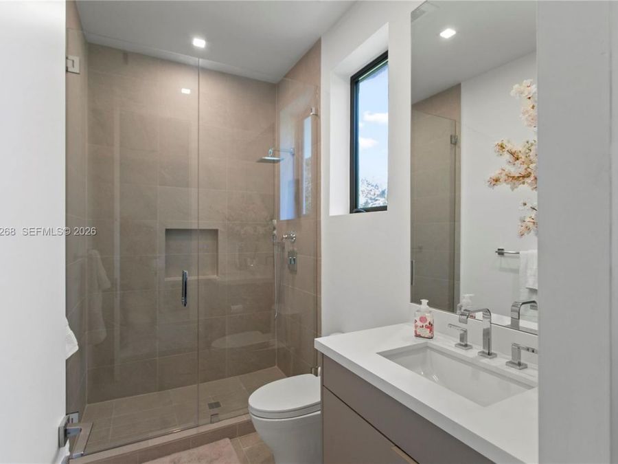 Property Image 83
