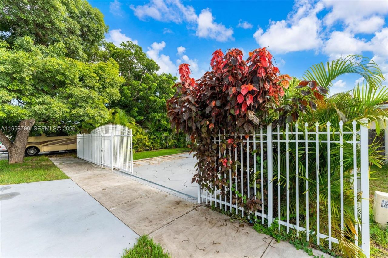 13471 SW 278th Ter, Homestead, FL 33032 Photo