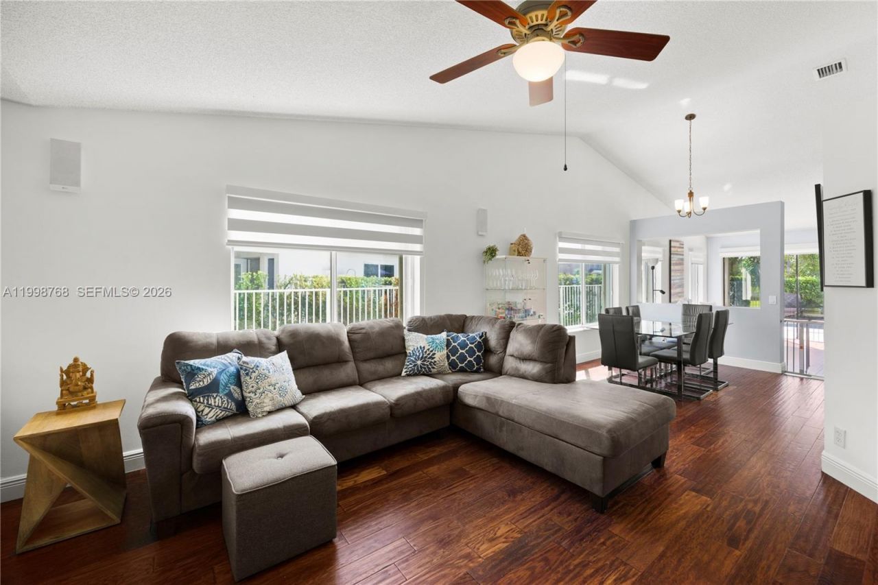 1413 Majesty Ter , Weston, FL 33327 Photo