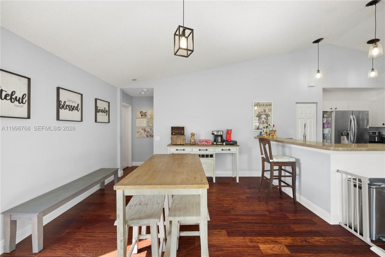 1413 Majesty Ter , Weston, FL 33327 Photo