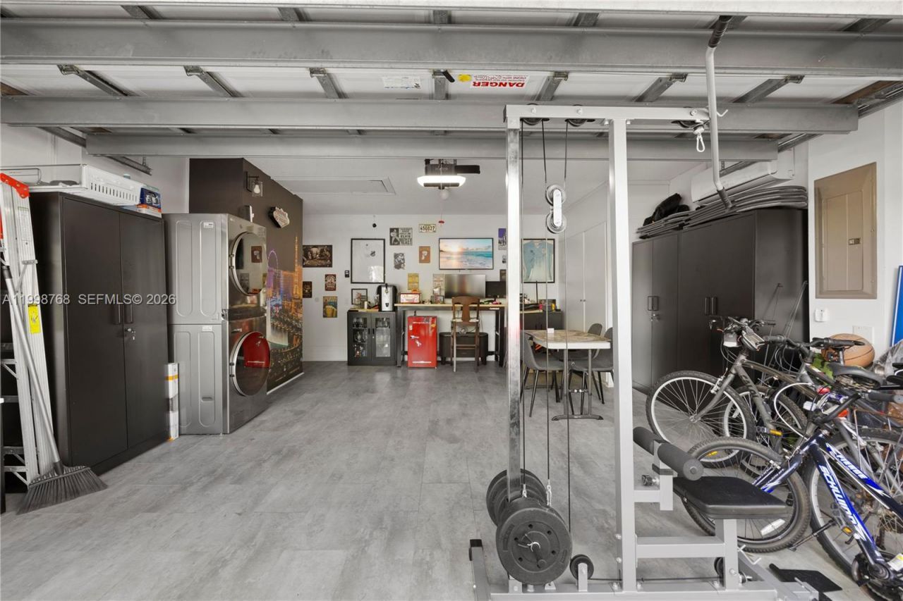 1413 Majesty Ter , Weston, FL 33327 Photo