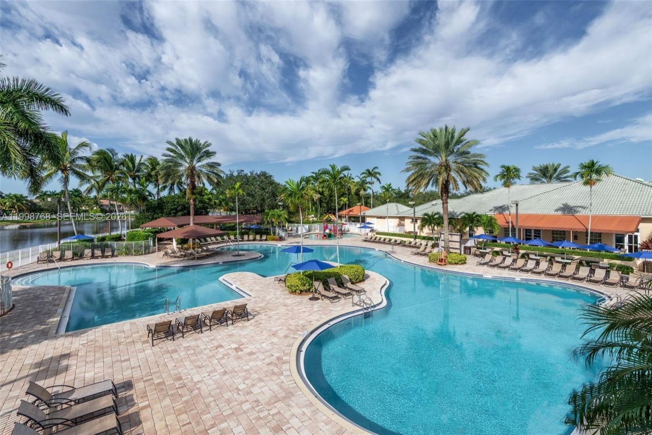 1413 Majesty Ter , Weston, FL 33327 Photo