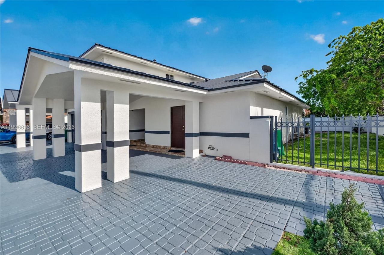 10140 SW 26th Ter, Miami, FL 33165 Photo