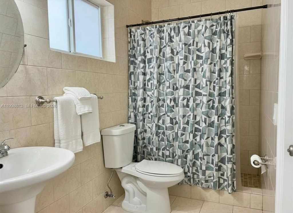 10140 SW 26th Ter, Miami, FL 33165 Photo