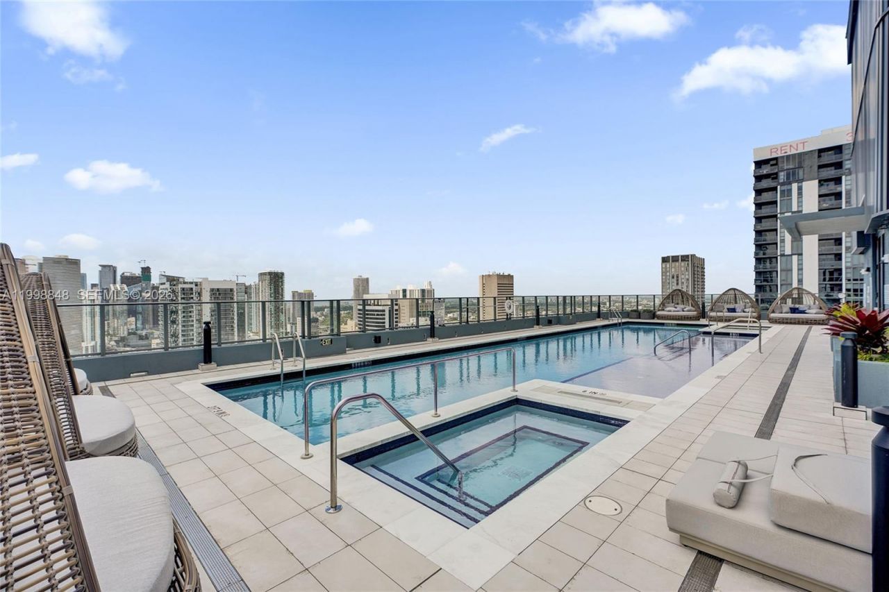 121 NE 5th St, Unit 2101, Miami, FL 33132 Photo