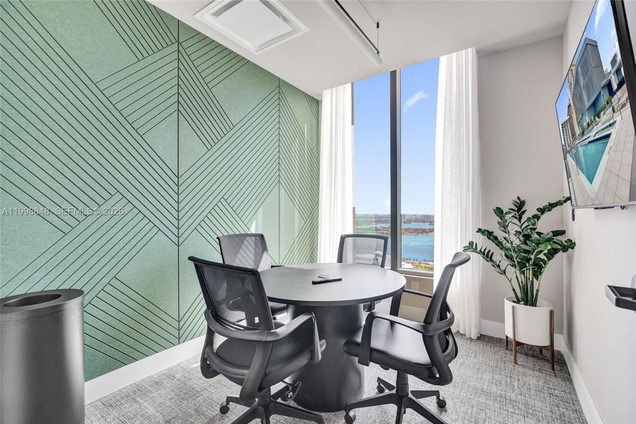 121 NE 5th St, Unit 2101, Miami, FL 33132 Photo