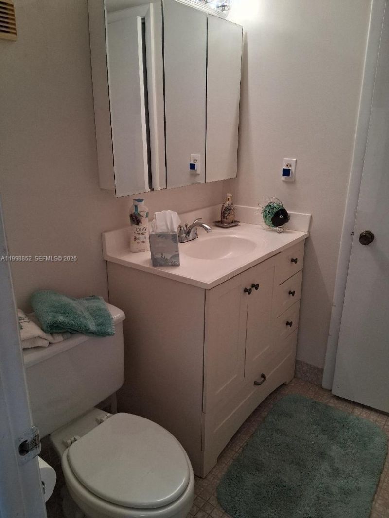 1100 St Charles Pl, Unit 213, Pembroke Pines, FL 33026 Photo